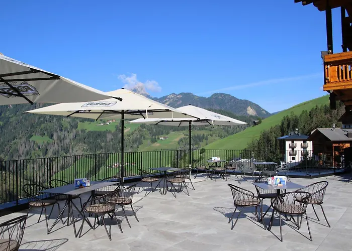 Hotel Alpenrose Dolomites La Valle